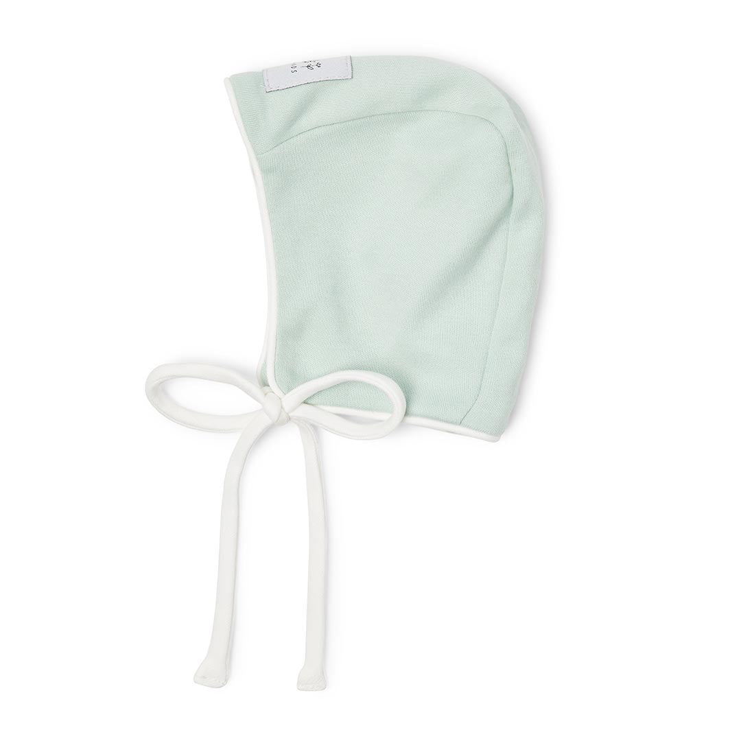 Béguin ajustable pour bébé en maille de coton biologique respirante, idéal pour réguler la température de la tête lors des sorties.
