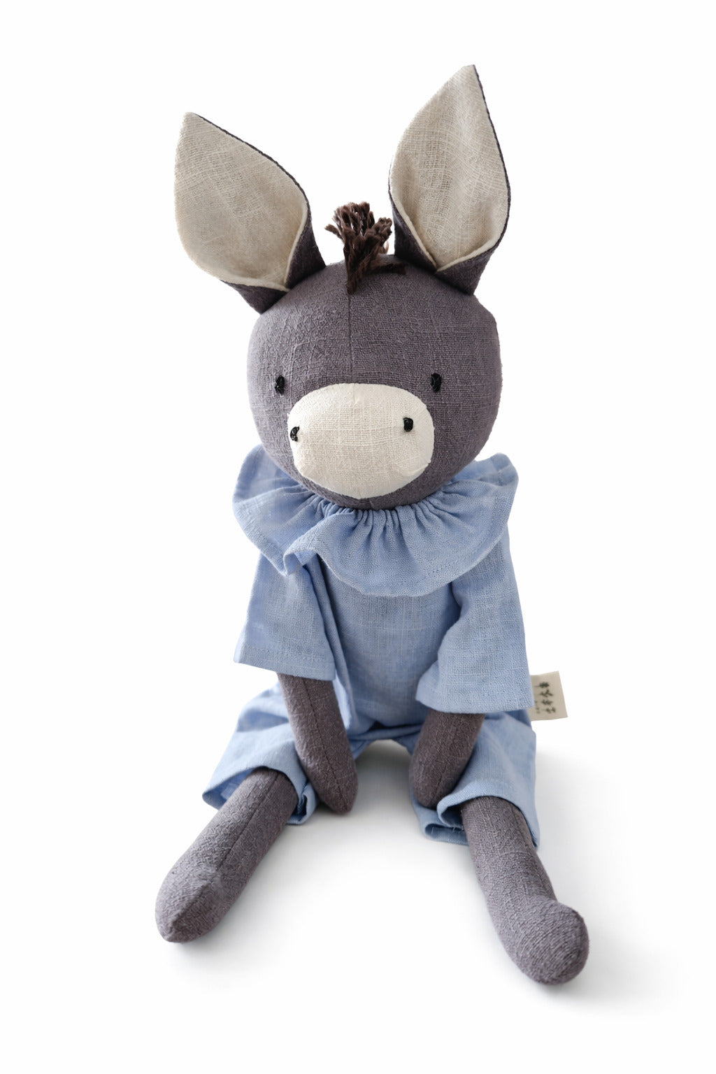 Peluche âne personnalisable en lin naturel et tenue bleu parfait pour offrir confort, douceur et sécurité à votre bébé dès ses premiers mois.